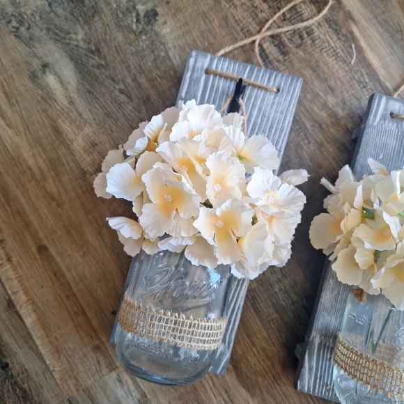 Mason Jar Hangers w/Flowers - Picture 3 of 7